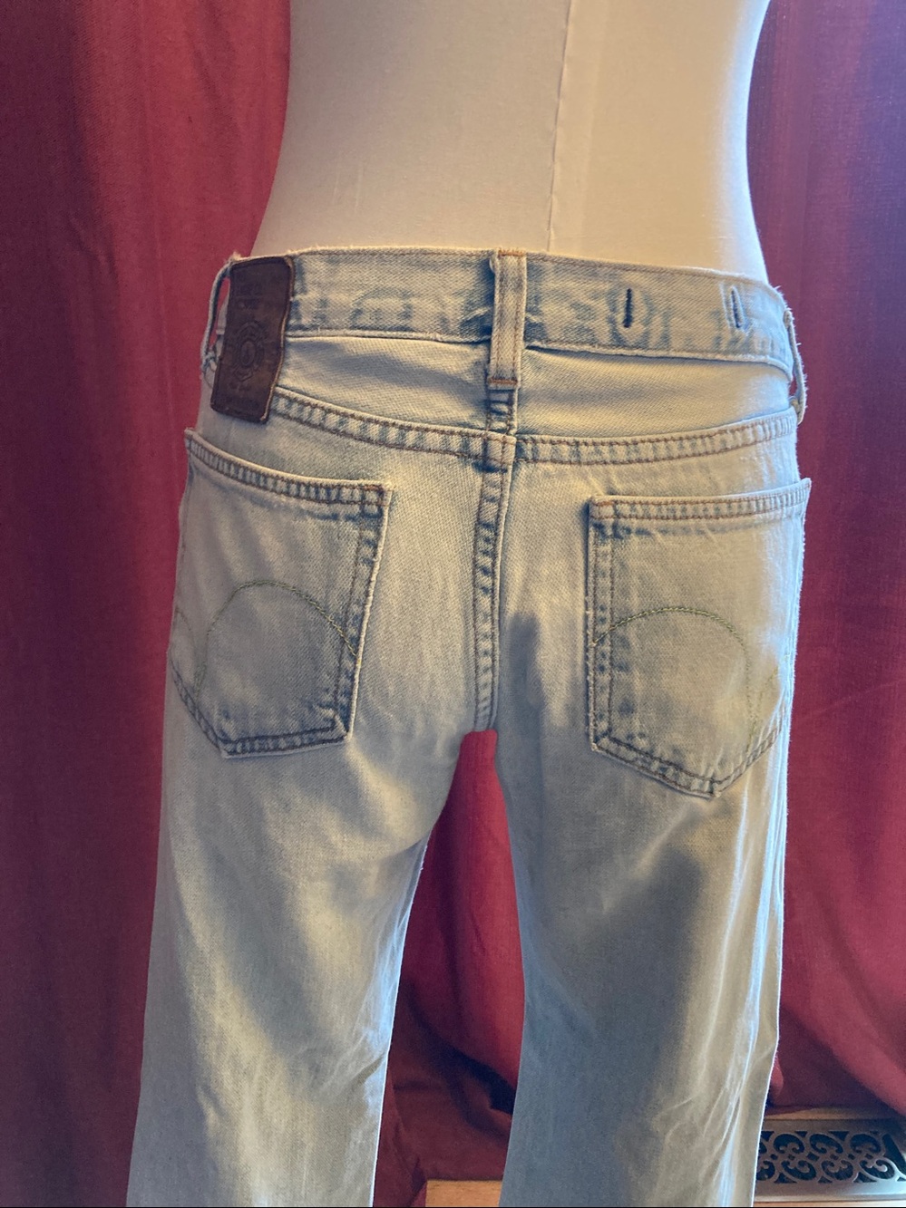 Red Engine jeans, size 28 - Picture 3 of 13